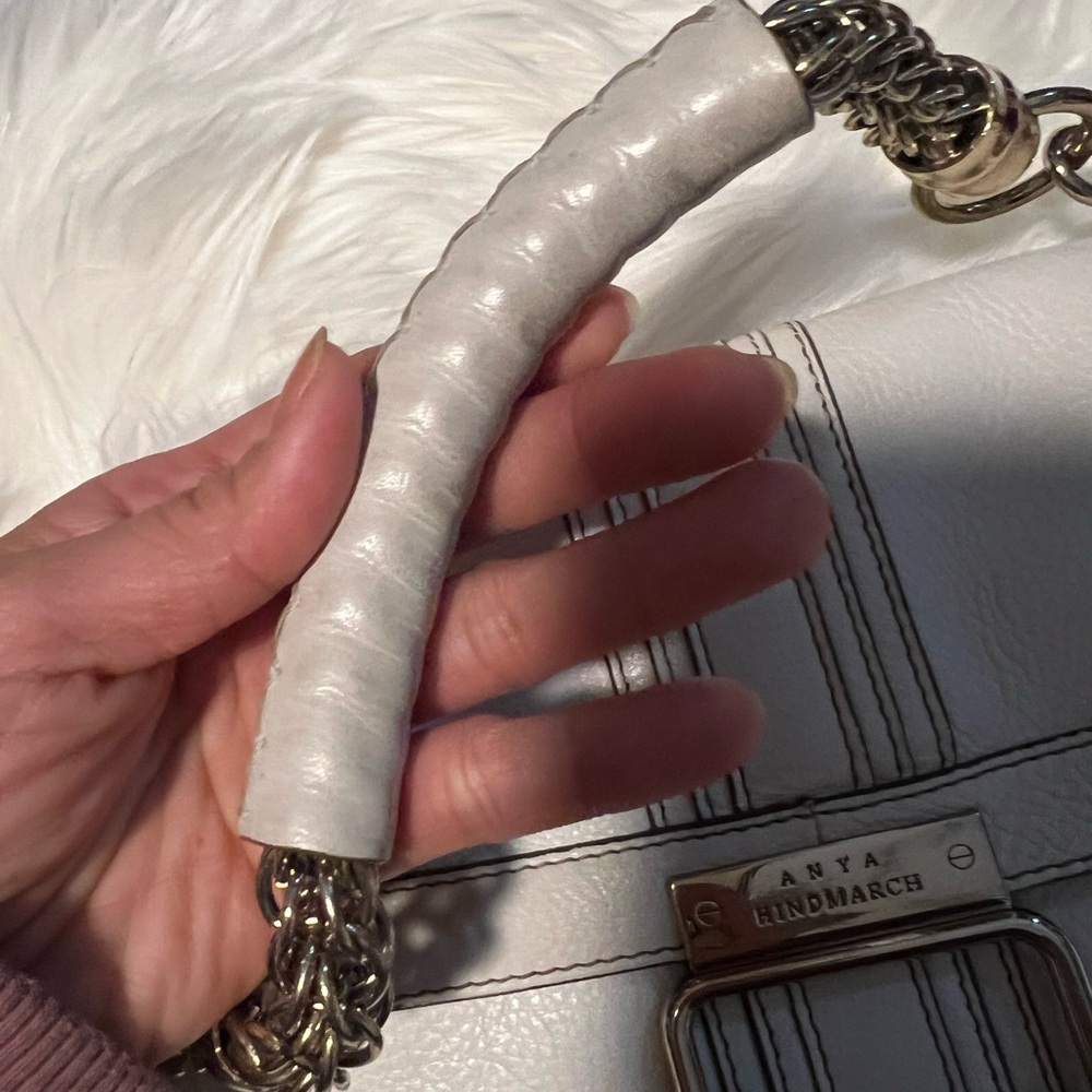 Anya Hindmarch bag - Picture 3 of 16